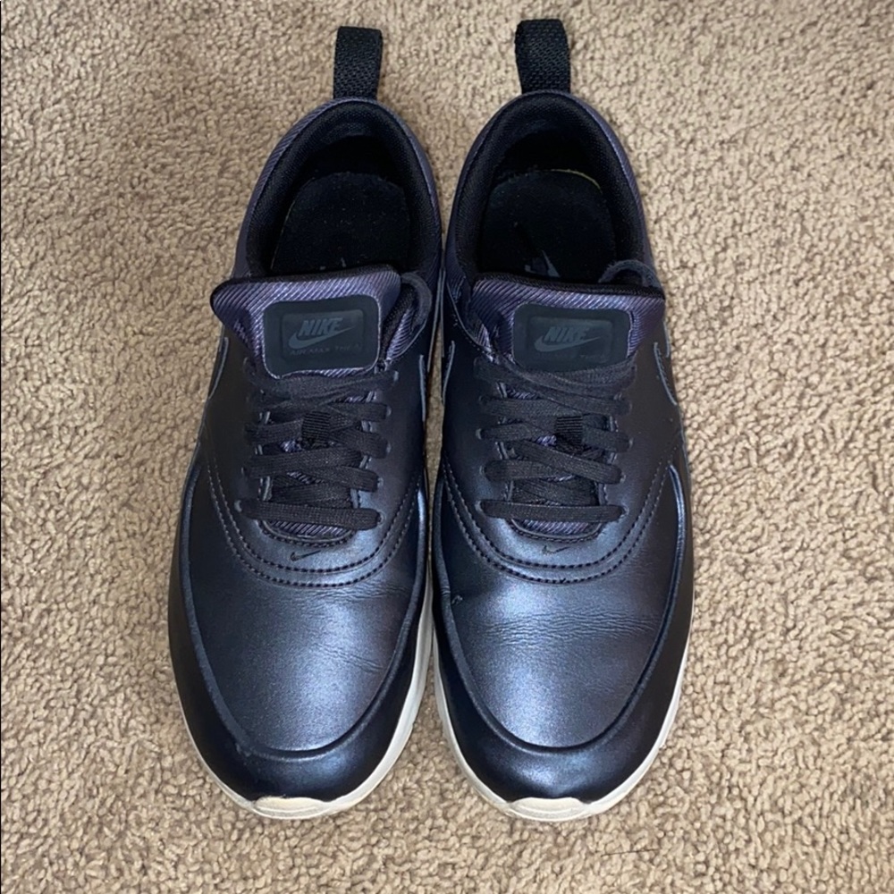 LAST CHANCE!! Women’s Nike Air Max Thea